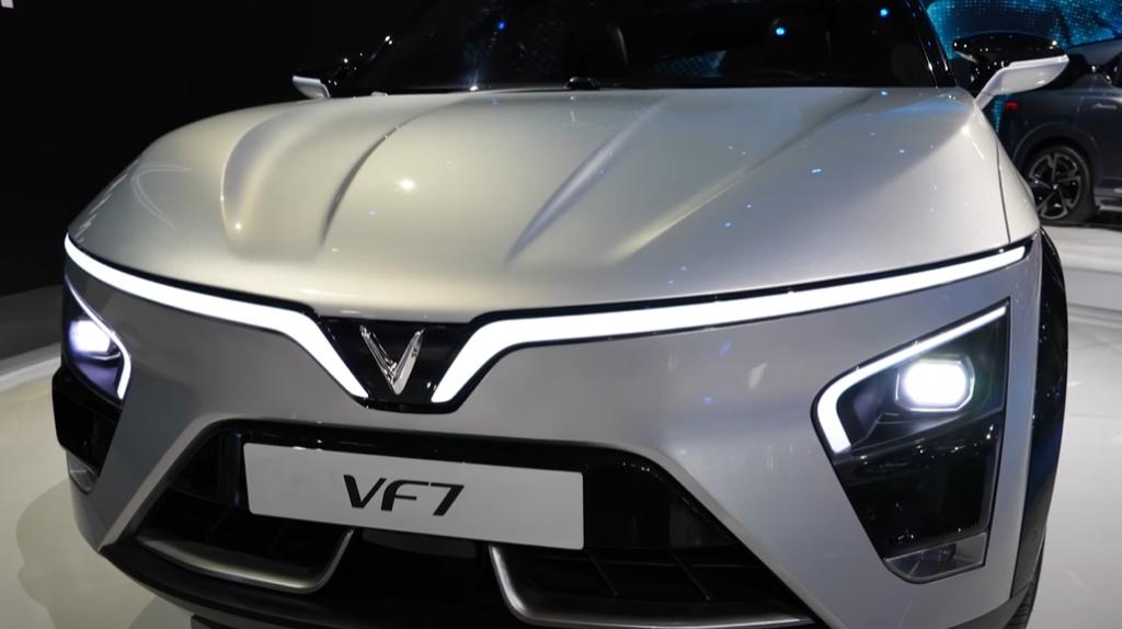 VinFast VF 7 запатентовали в России