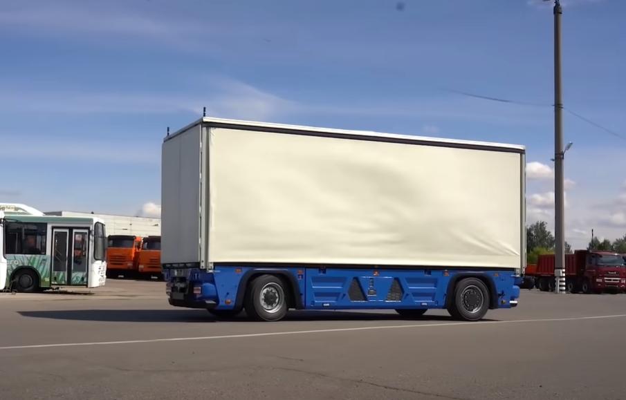 Уже в 2024 году на дорогах РФ будет работать не менее 50 беспилотных грузовиков КамАЗ