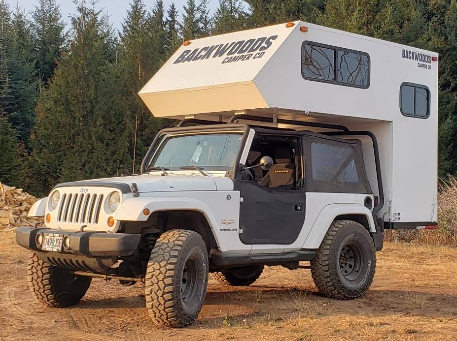 Backwoods Camper – модуль, который подходит большинству внедорожников