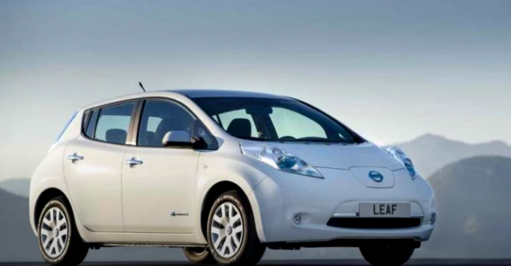 Новая Lada Granta или подержанный Nissan Leaf – какой автомобиль лучше?