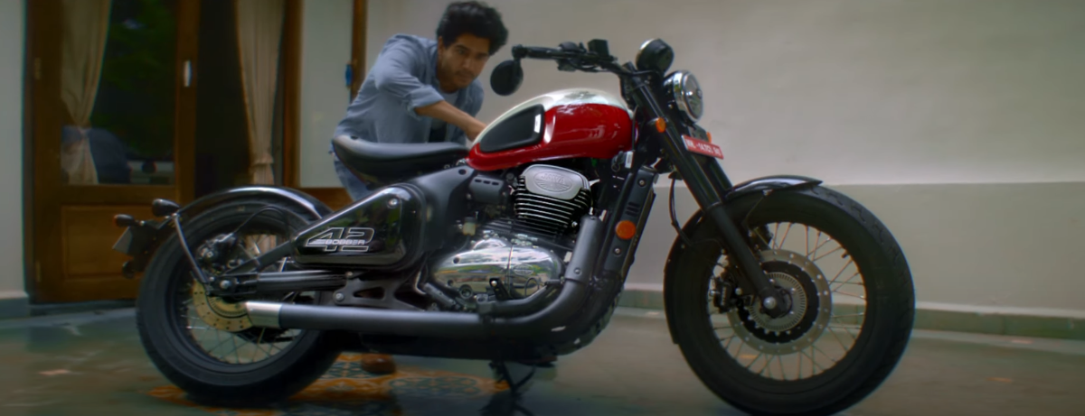 Новый мотоцикл Jawa 42 Bobber представлен в Индии