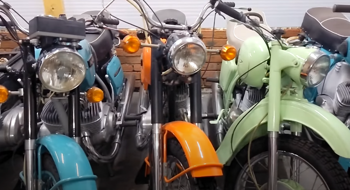 Частный музей мотоциклов ИЖ – эти парни пытаются сохранить историю