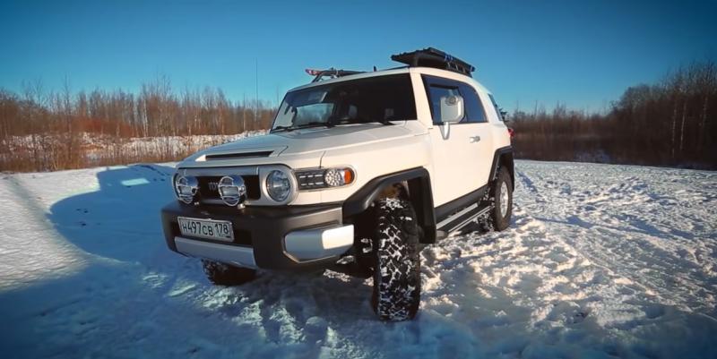 Toyota в очередной раз простилась с брутальным FJ Cruiser