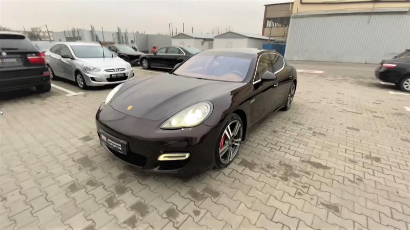 Porsche Panamera: спорткар в модификации Turbo