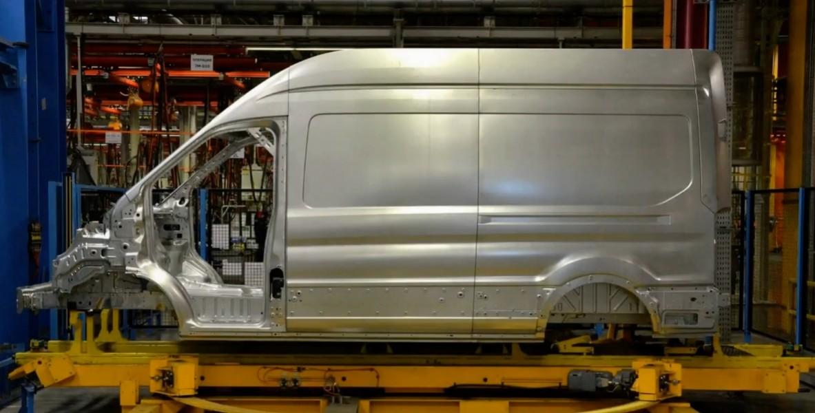 Российский фургон заменит Ford Transit – обсуждаем цены