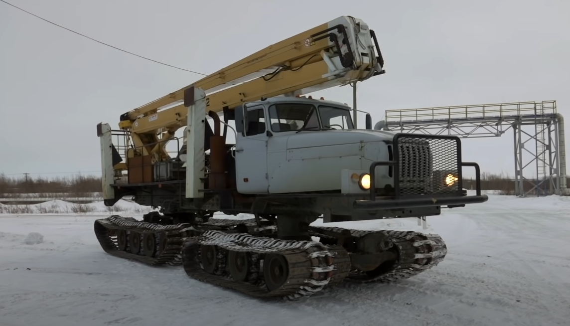 Arctic Circle'ın ötesinde terk edilmiş benzersiz Sovyet teknolojisinin son sığınağı
