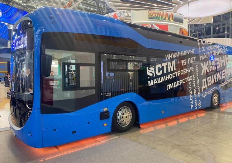 В РФ проходят испытания нового электрического автобуса - мнения граждан