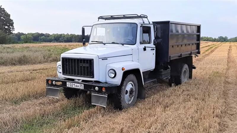 Бортовой грузовик ГАЗ-3309