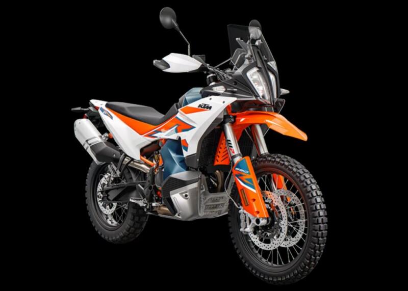 2023 KTM 890 Adventure откроет новый мотоциклетный год