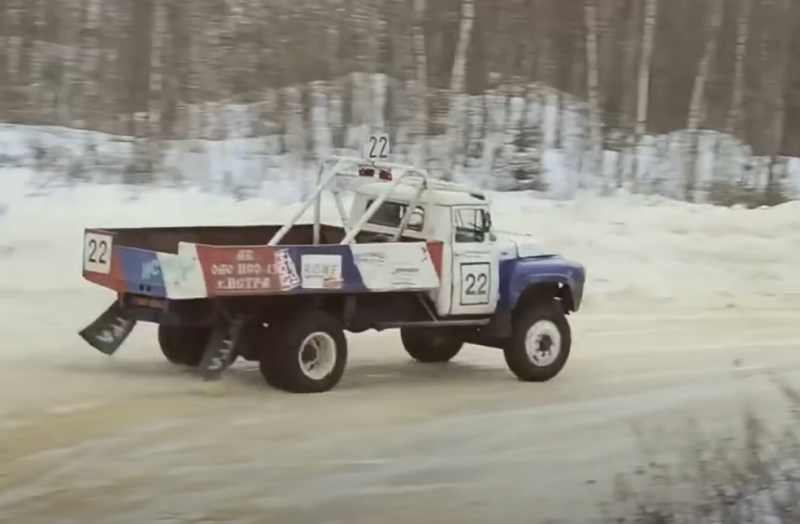 ЗиЛ-130 для грузового автокросса и немного про историю подобных соревнований в СССР