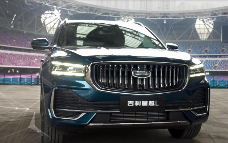 Вместо РФ Geely VX11 пока поедет в Беларусь