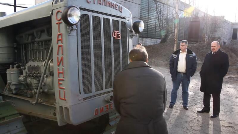 Первый советский серийный трактор-дизель С-65: пахал, воевал и пошел на экспорт