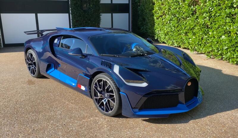 Bugatti Divo - độc quyền với giá 370 triệu rúp