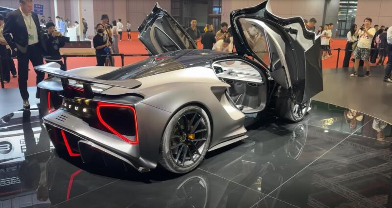 Auto Shanghai 2023 - while the show is on, the concepts are already rolling off the factory lines and you can buy them