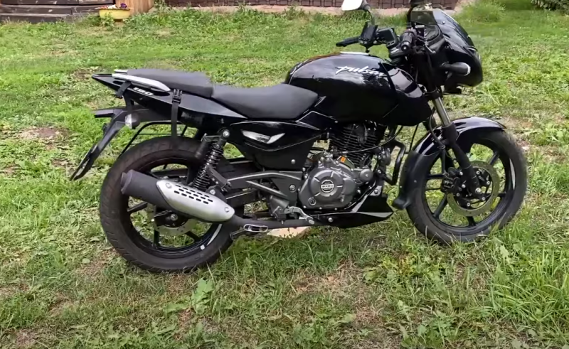 Bajaj Pulsar – выбираем бюджетный, но стильный и надежный мотоцикл