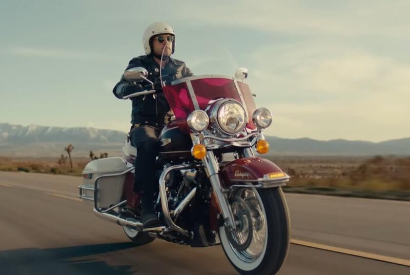 Harley-Davidson Electra Glide Highway King – олдскульная новинка от культового производителя