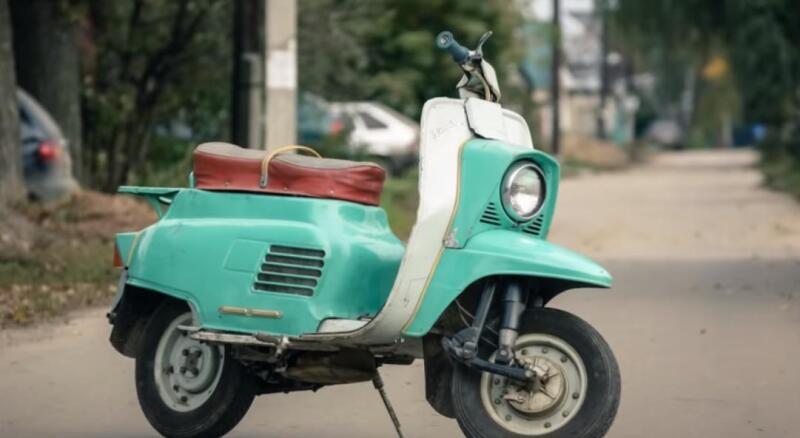 Motorlu scooter "Vyatka" - İtalyan "eşekarısı" ndan kargo "Elektron" a