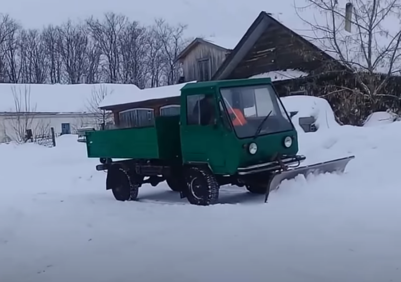 IFA Multicar - a funny truck in the service of Soviet public utilities