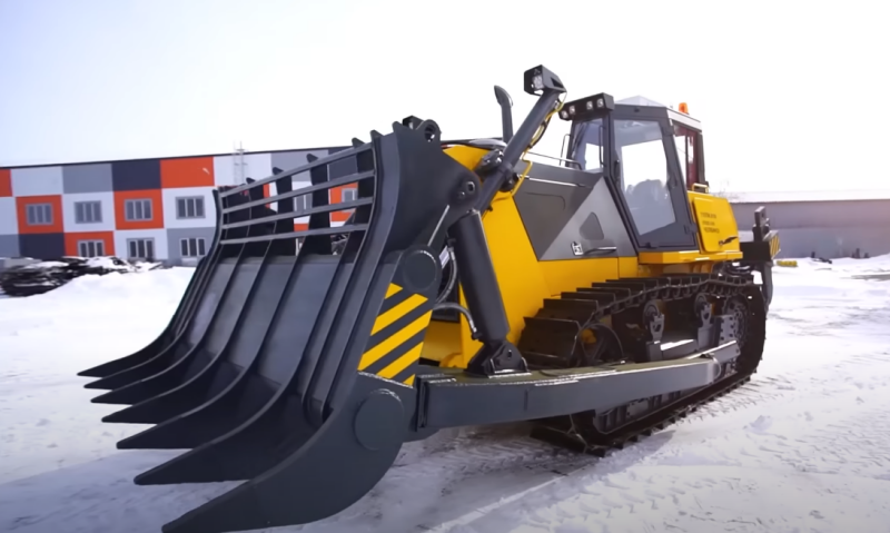 Chelyabinsk Plant of Industrial Tractors - from workshop to production