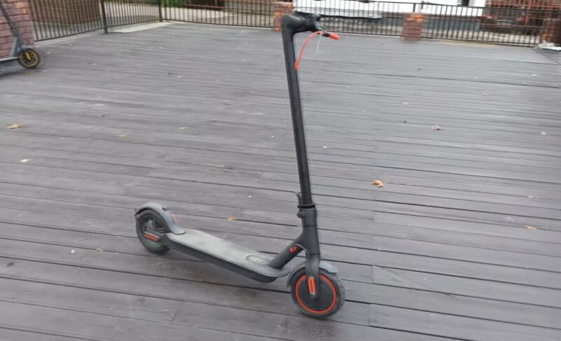 Xiaomi Mi Electric Scooter 1S: от смартфонов к самокатам