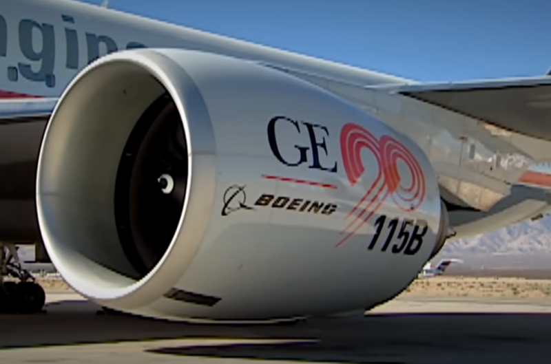 Этот двигатель считается самым мощным в истории авиации – General Electric GE90