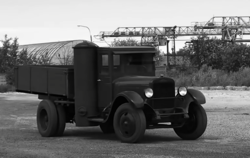 Biraz odun atalım - gaz jeneratörü motorlu Sovyet kamyonları