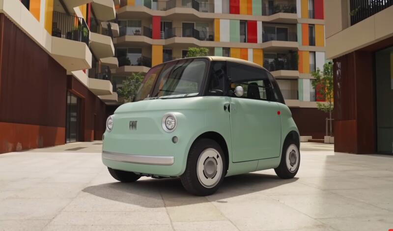 Fiat Topolino 2023 – мини-электромобиль для тинейджеров