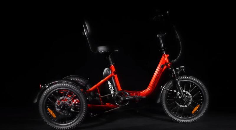 Addmotor CITYTRI E-310, etkileyici performansa sahip güçlü bir elektrikli üç tekerlekli bisiklettir