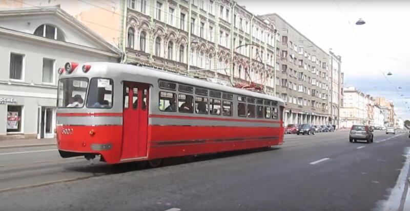 St.Petersburg tramvay filoları retro modellerle doldurulacak