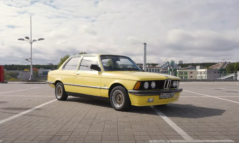 BMW E21 - the very first "Troika" in the series