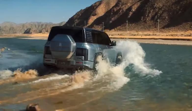 “물에도 가라앉지 않고, 불에도 타지 않는다” - 가장 정교한 SUV BYD 양왕 U8 공식 선보여
