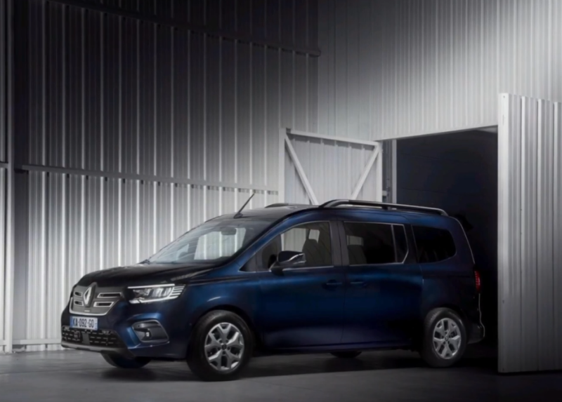 Представлен новый Renault Grand Kangoo – минивэн для семьи и работы