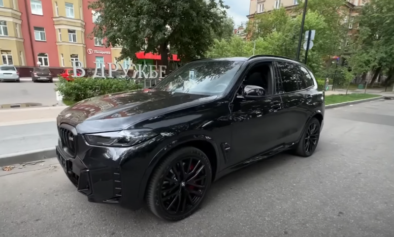 Новые BMW X5 без пробега уже можно купить в России
