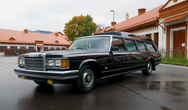 ZIL-41042 – limousine for the “Black Doctor”