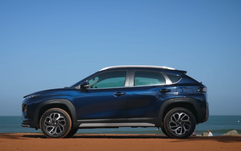 The Suzuki Fronx crossover can already be purchased inexpensively in Russia