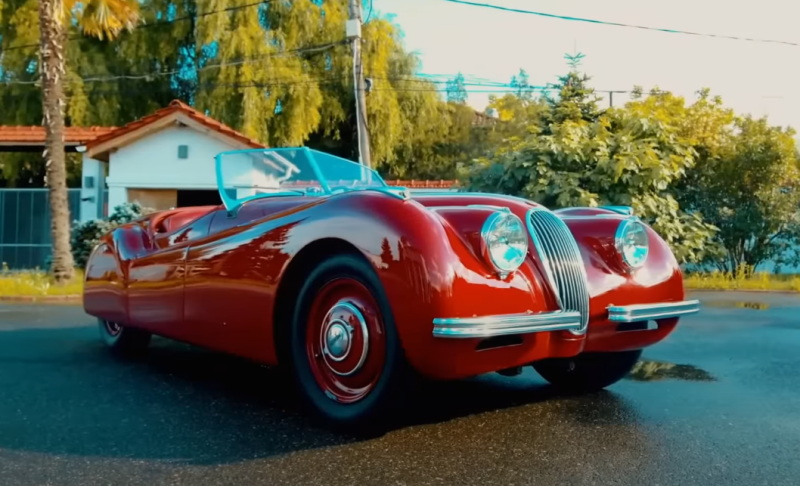 Jaguar XK120 (1948-1954) – from “swallow” to road “fighter”