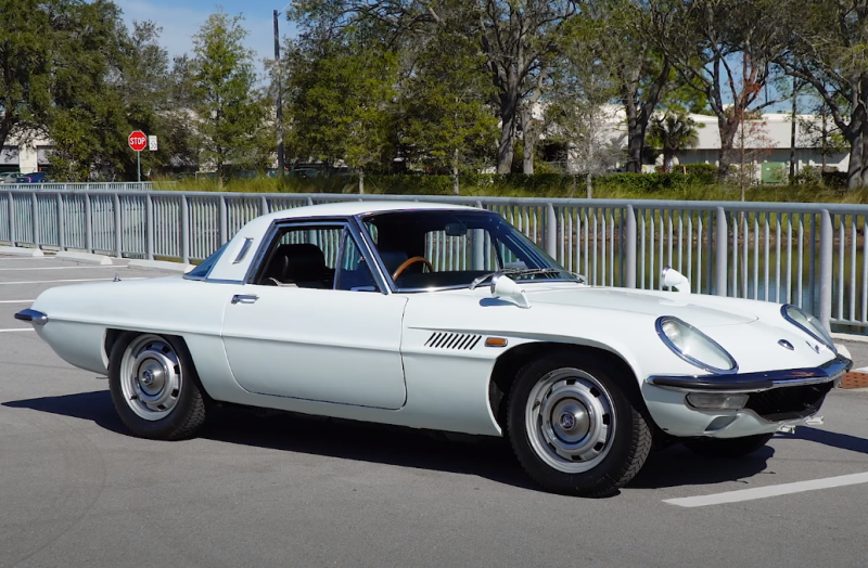 Mazda Cosmo – a model that made you wander “in two pines”