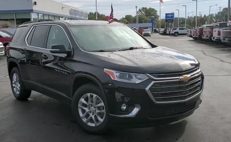 Chevrolet Traverse – кроссовер с вместимостью микроавтобуса