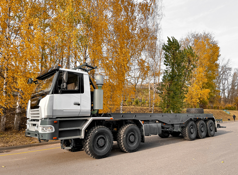 The Volat plant has a new product - a five-axle chassis
