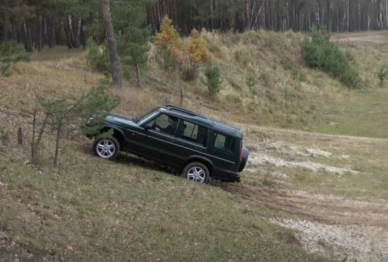 Old Land Rover Discovery - that's why they are better than UAZ and Land Cruiser