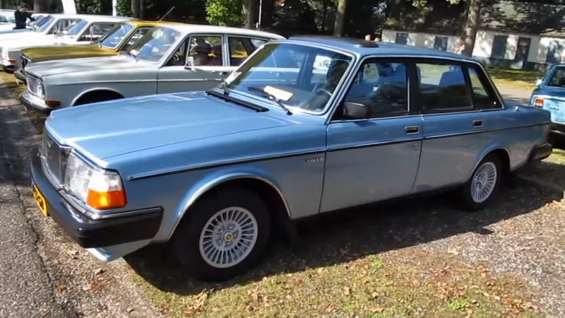 Представительский лимузин Volvo 264 TE для чиновников ГДР и не только