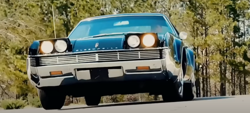 Oldsmobile Toronado 1966: с восхищением и горечью об авантюрном проекте в 2400 л. с.