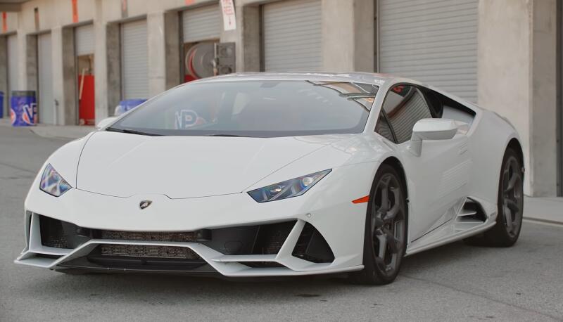 Lamborghini создала управляемую ступицу для изменения развала и схождения колес