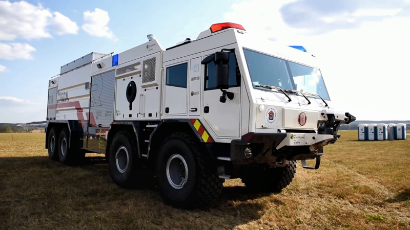 700-сильная пожарная машина Tatra Tigon