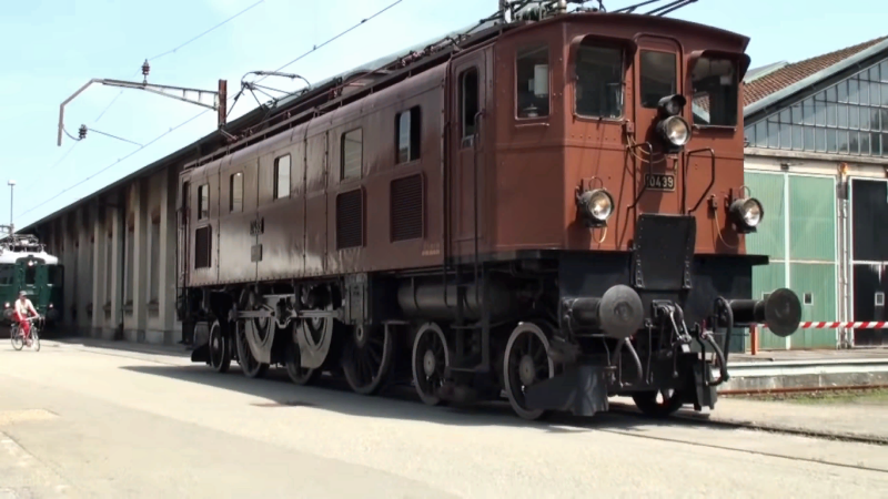 Первый в мире серийный электровоз – швейцарский SBB Ae 3/6 II