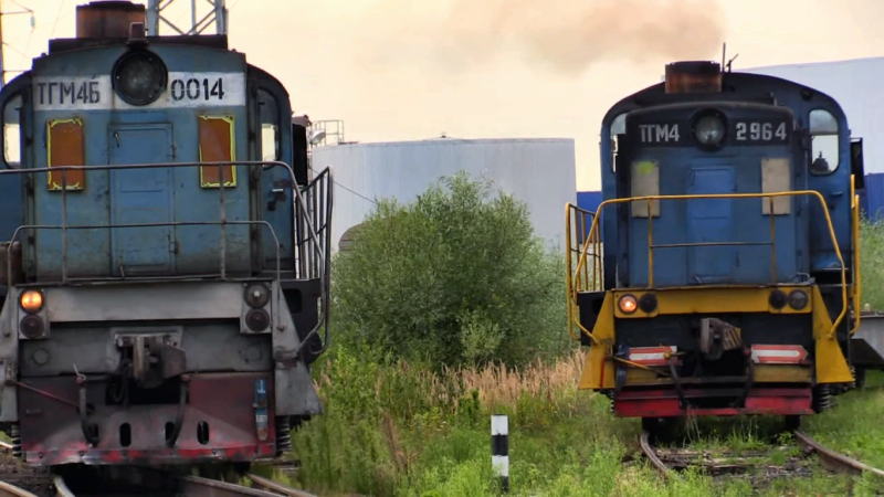Radziecka lokomotywa manewrowa spalinowa z lat 70-tych - TGM4 i jej modyfikacje