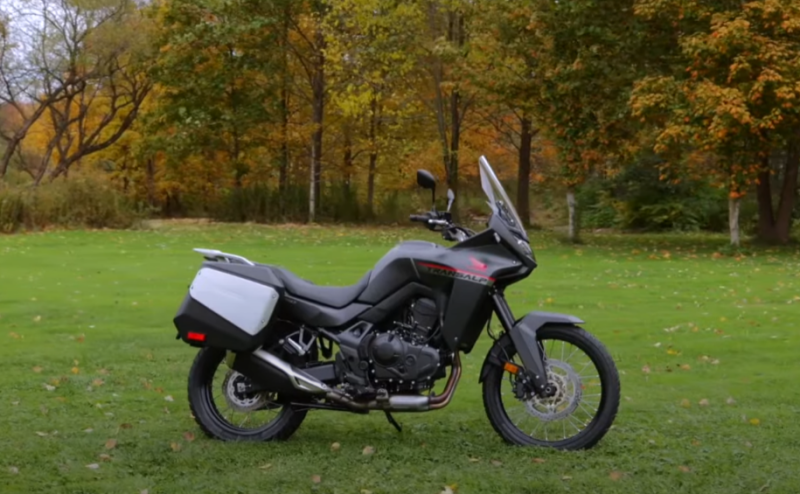 Honda XL750 Transalp 2024 года – универсальный мотоцикл для приключений