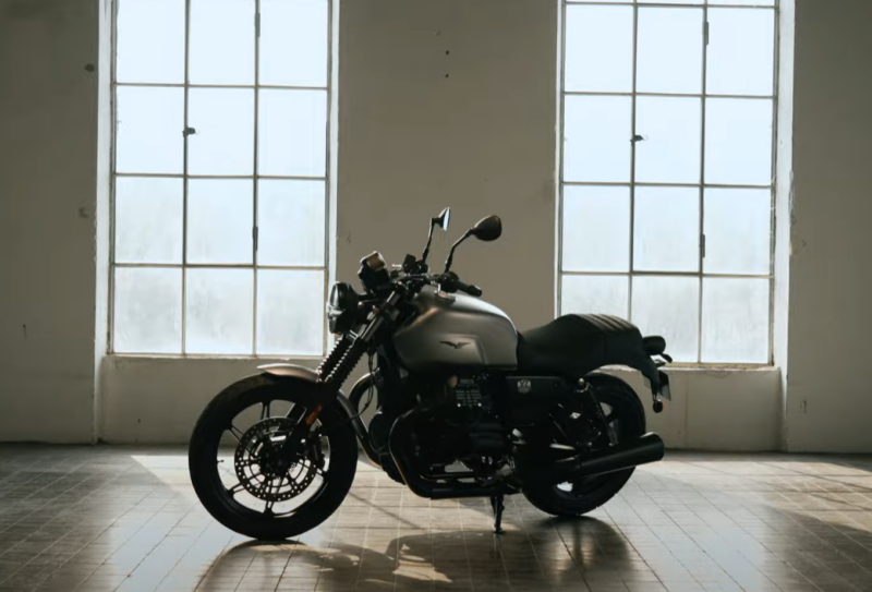 Специалисты Moto Guzzi представили «фанатскую» модель V7 Stone Ten