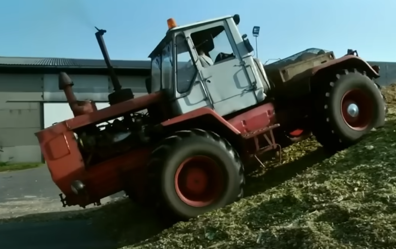 Soviet T-150K tractors were also produced in such strange versions