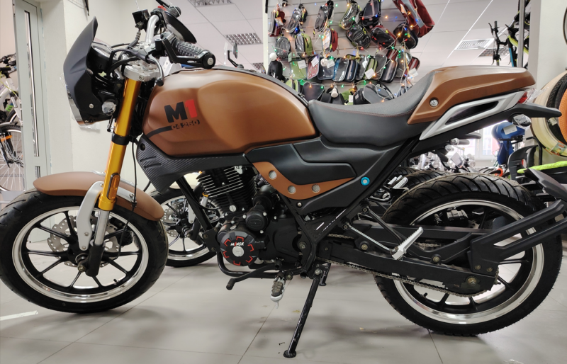 Almost Belarusian motorcycle M1NSK C4 250 - a new model under the old name